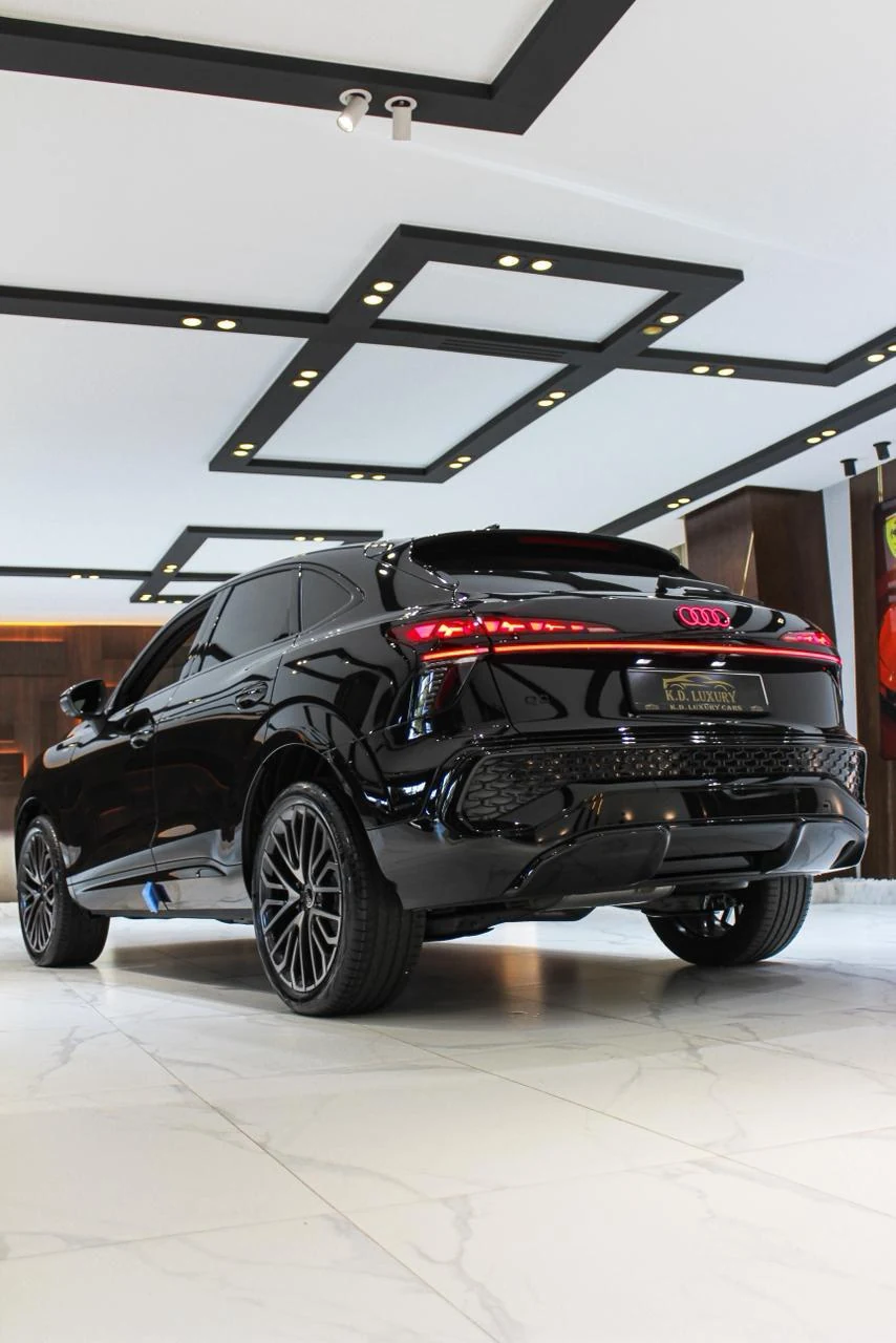 Audi Q8 Coupé S-Line Black Edition photo 10