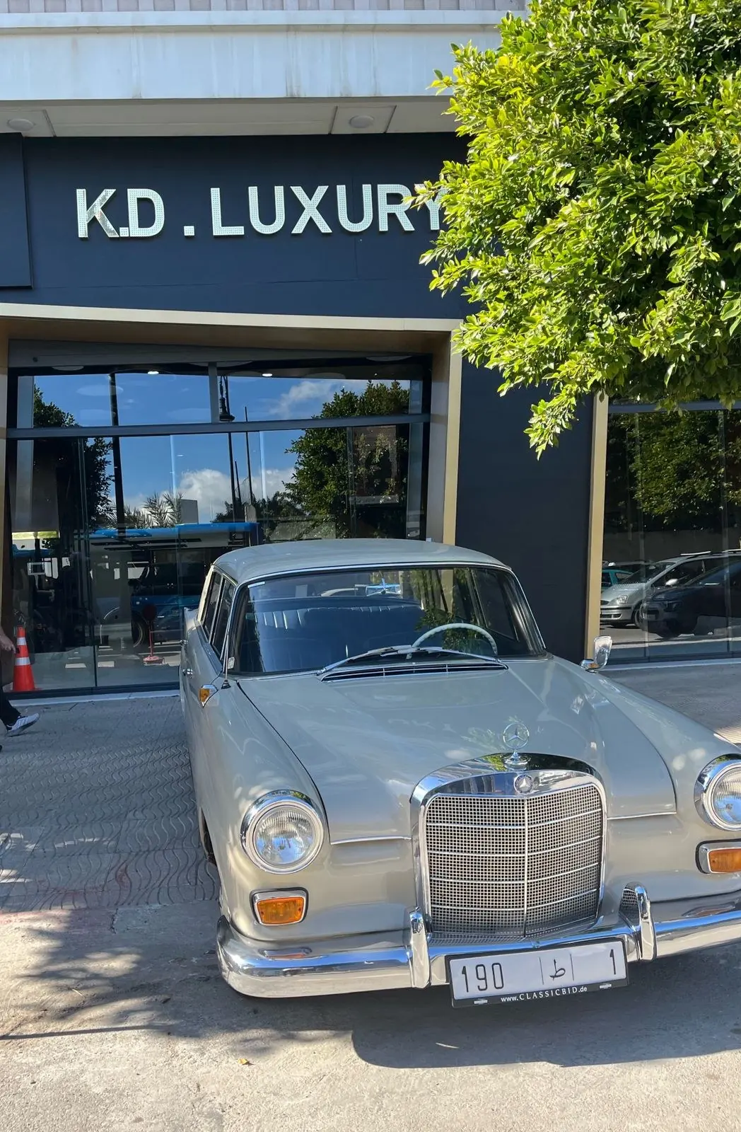 Mercedes-Benz 190 Heckflosse Fintail (W110, 1965) photo 2