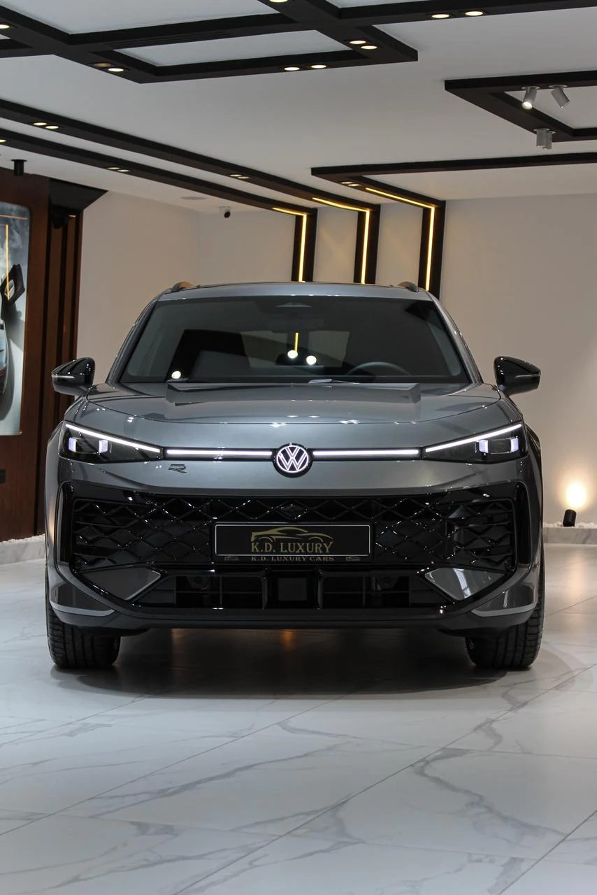 Volkswagen T-Roc R-Line (2024) photo 2