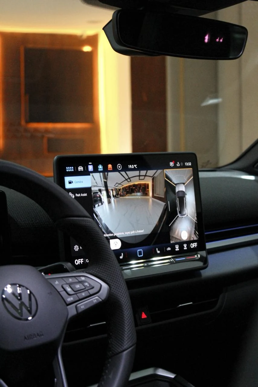 Volkswagen T-Roc R-Line (2024) photo 21
